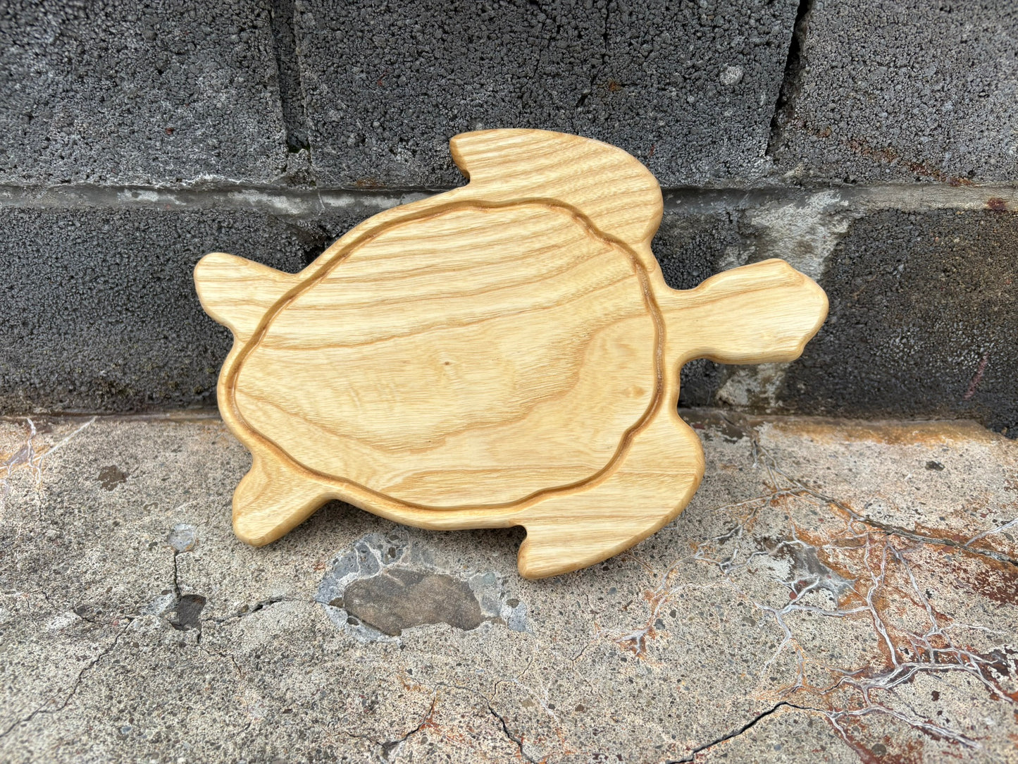 Turtle Cutting Board